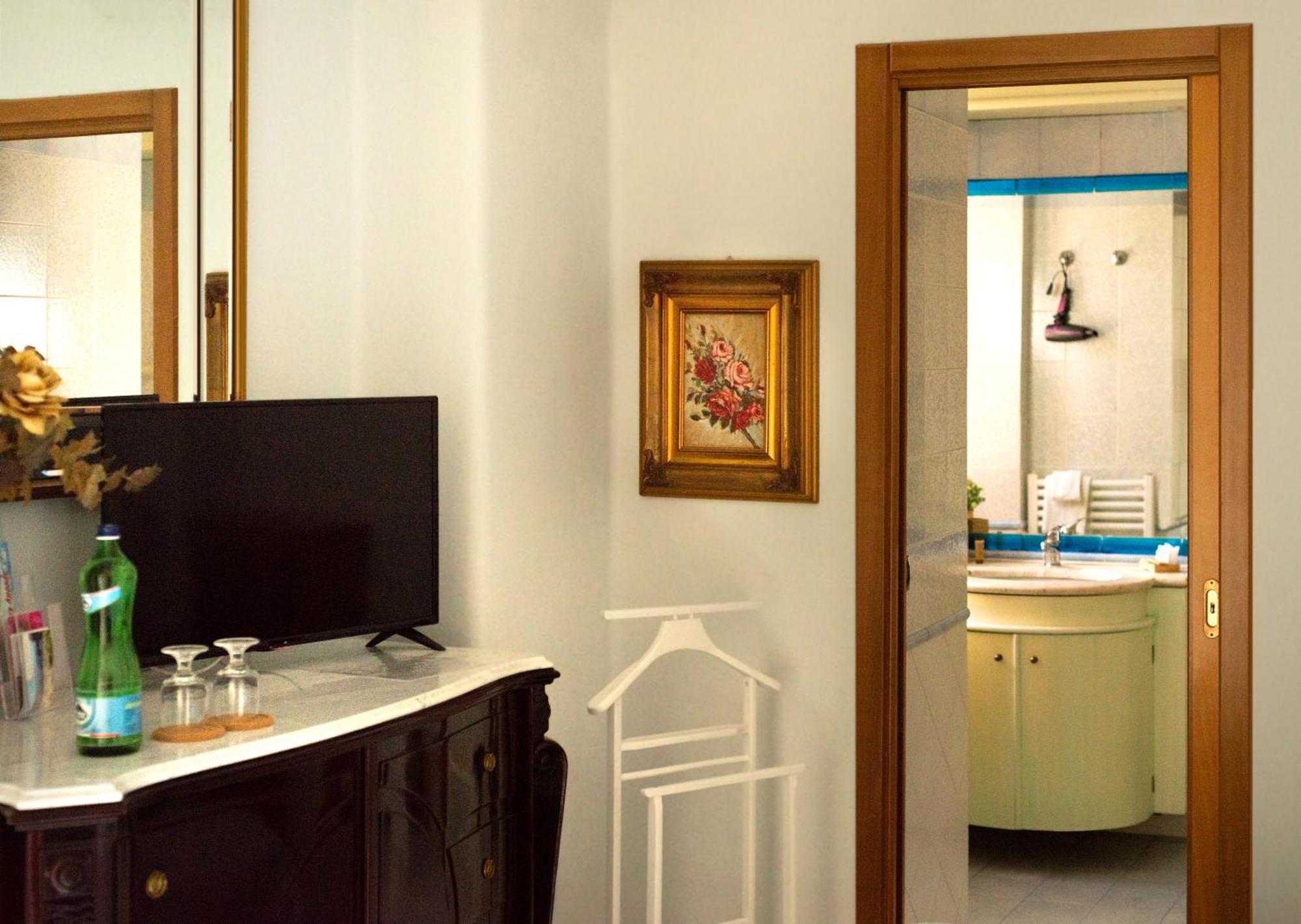 La Finestra Sul Mare Bed & Breakfast Ischia Luaran gambar